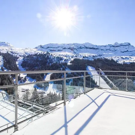 Penthouse 3-bedroom Apartment, Mountain Views, Large Terrasse, Piste Access Apartment