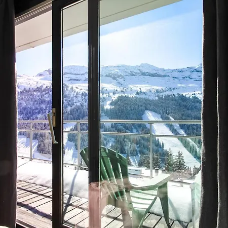 Penthouse 3-bedroom Apartment, Mountain Views, Large Terrasse, Piste Access Apartment Flaine