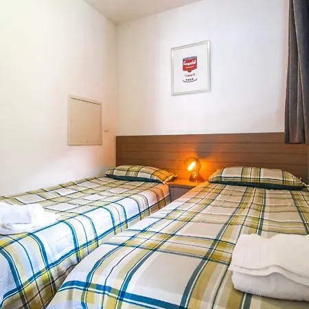 Apartment Penthouse 3-bedroom Apartment, Mountain Views, Large Terrasse, Piste Access *