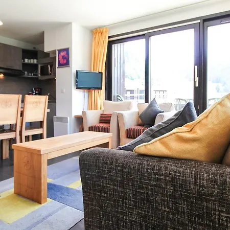 Apartment Penthouse 3-bedroom Apartment, Mountain Views, Large Terrasse, Piste Access *