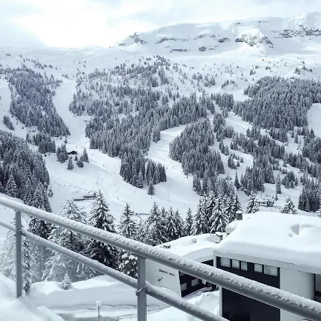 Apartment Penthouse 3-bedroom Apartment, Mountain Views, Large Terrasse, Piste Access Flaine