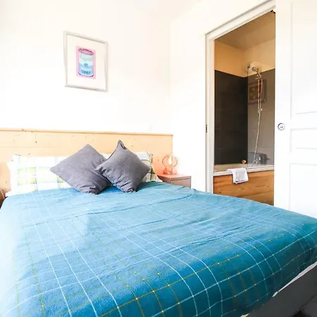 Apartment Penthouse 3-bedroom Apartment, Mountain Views, Large Terrasse, Piste Access