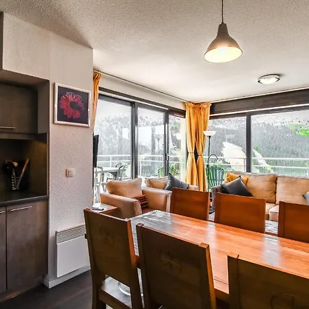Apartment Penthouse 3-bedroom Apartment, Mountain Views, Large Terrasse, Piste Access