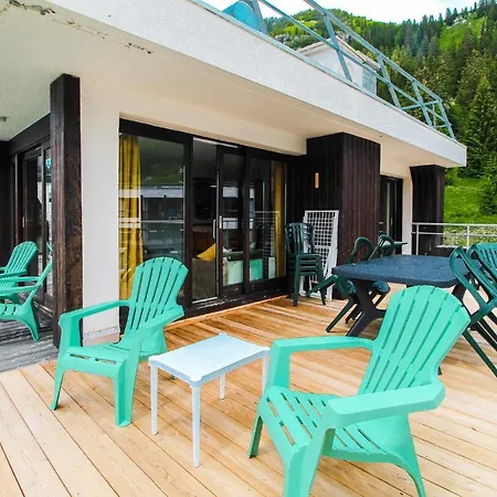 Penthouse 3-bedroom Apartment, Mountain Views, Large Terrasse, Piste Access Apartment