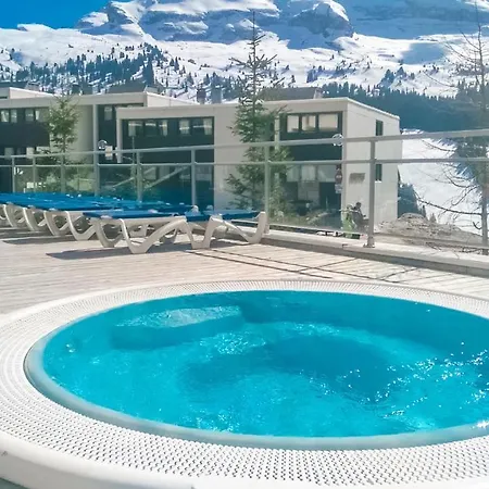 Apartment Penthouse 3-bedroom Apartment, Mountain Views, Large Terrasse, Piste Access