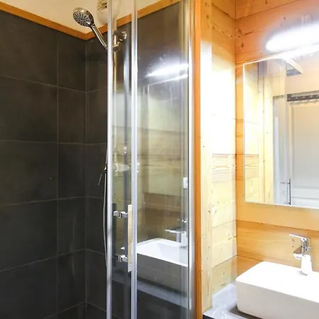 Penthouse 3-bedroom Apartment, Mountain Views, Large Terrasse, Piste Access * Flaine
