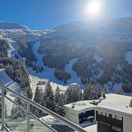 Apartment Penthouse 3-bedroom Apartment, Mountain Views, Large Terrasse, Piste Access Flaine