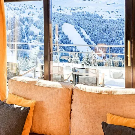 Penthouse 3-bedroom Apartment, Mountain Views, Large Terrasse, Piste Access Apartment *