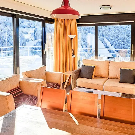 Penthouse 3-bedroom Apartment, Mountain Views, Large Terrasse, Piste Access *